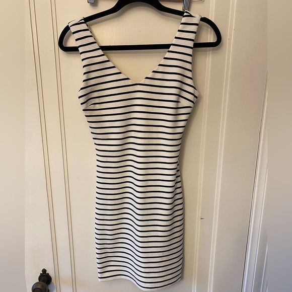 Double lined striped dress from saks - Picture 1 of 4